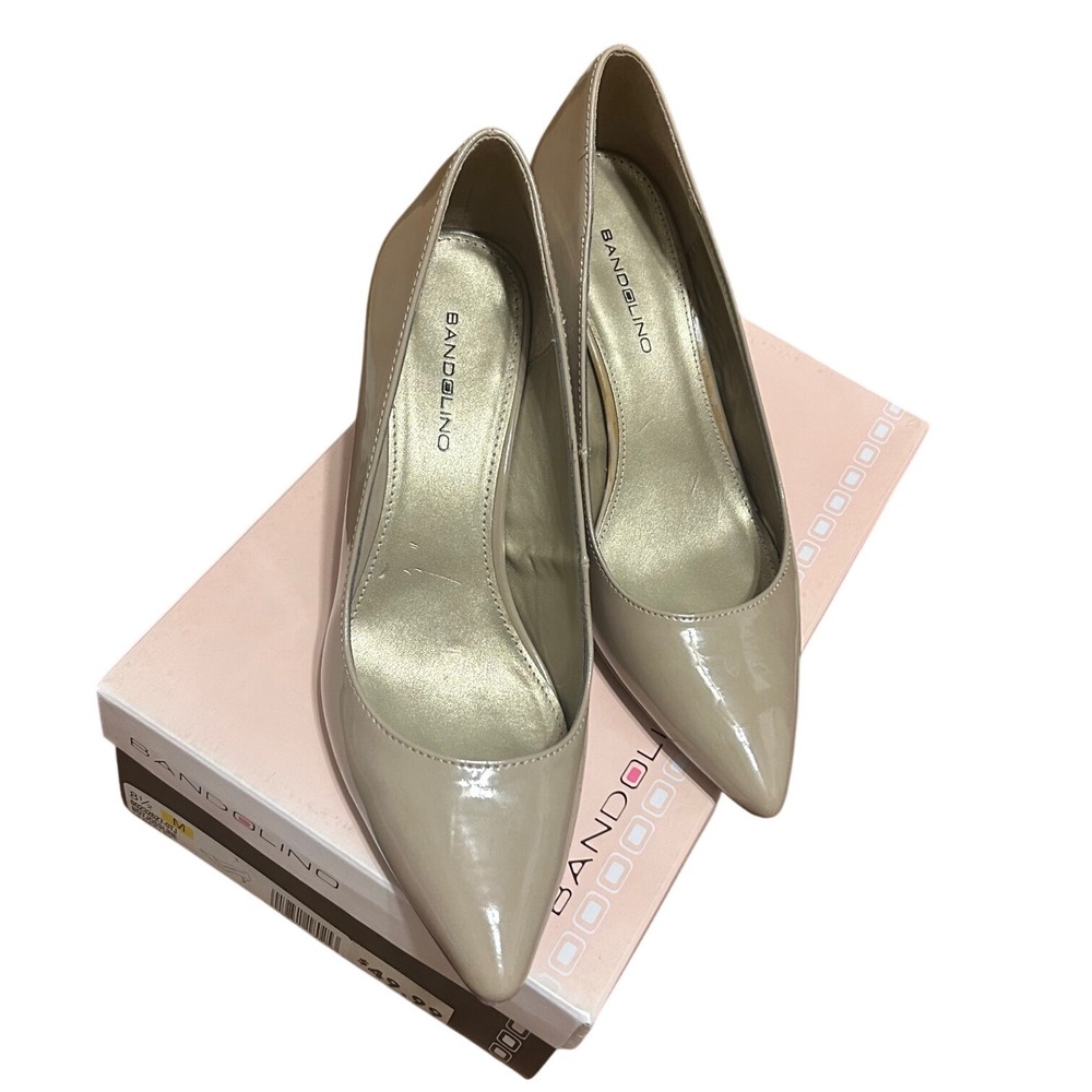 Bandalino Nude Beige Patent Leather pups 8.5 Classic staple career 3 inch heel